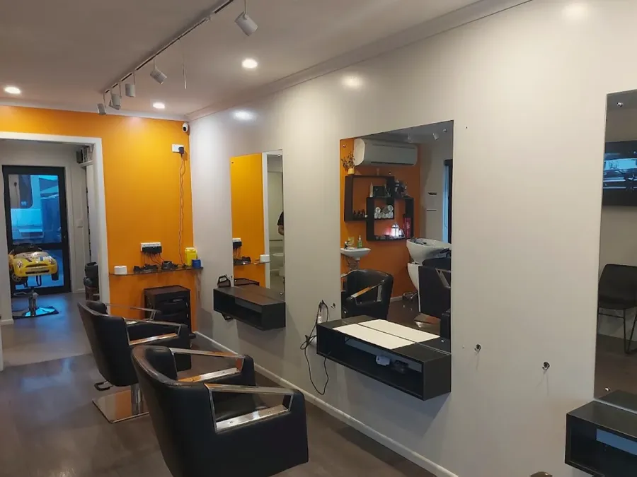 Dela Llana Salon