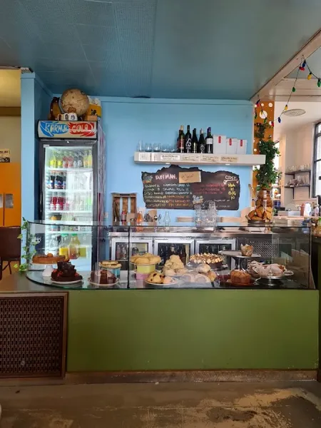 The Crib Cafe