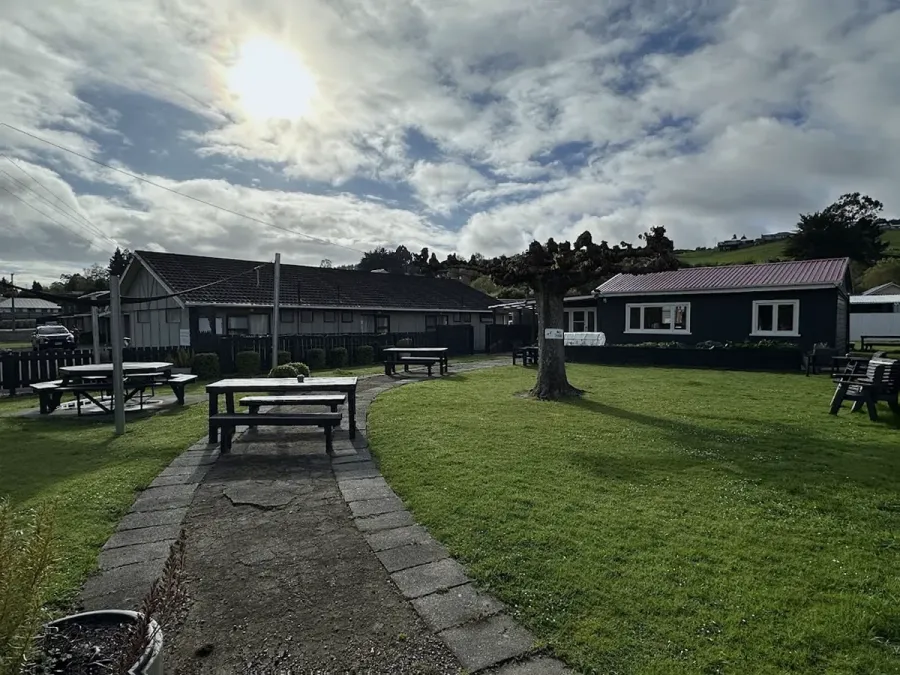 Waihola Motel
