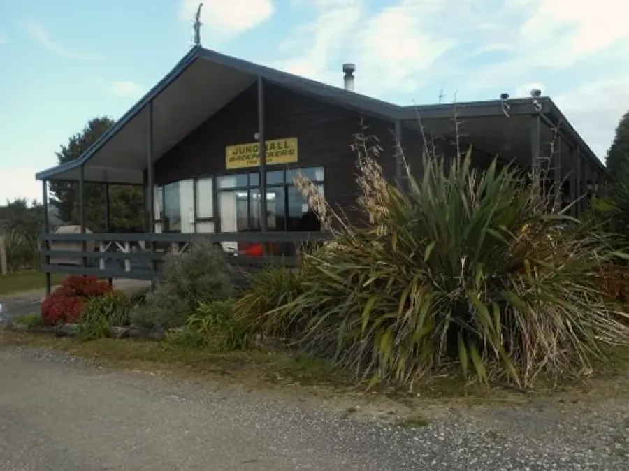 YHA Waitomo Juno Hall