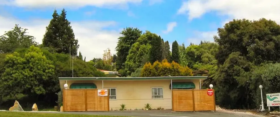 Glow Worm Motel