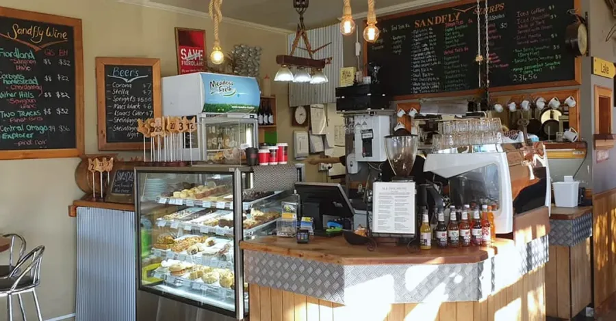 Sandfly Cafe Te Anau
