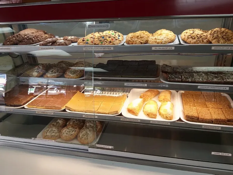 Kelly Cafe & Bakery