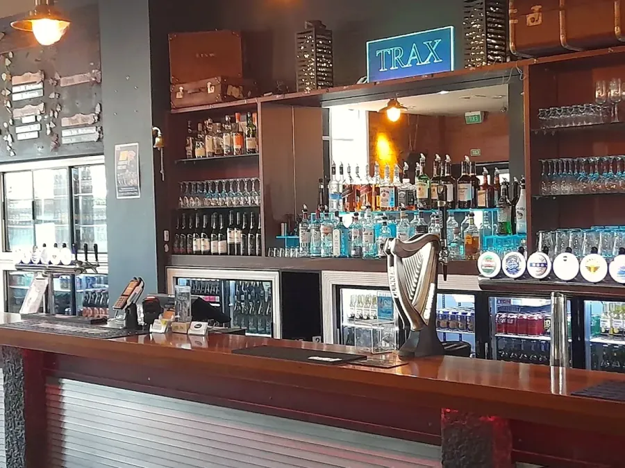 Trax Cafe & Bar