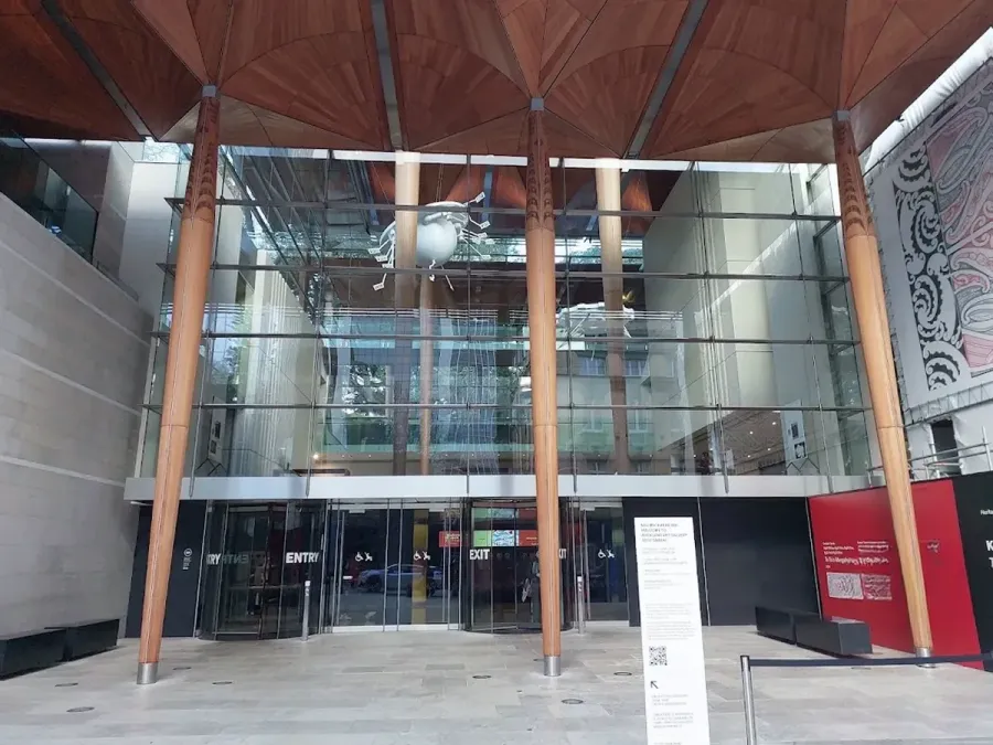 Auckland Art Gallery Shop