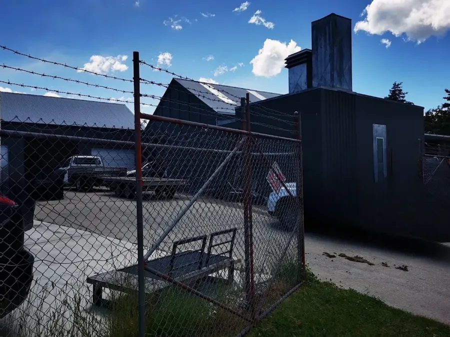 Wanaka Glass & Collision Centre