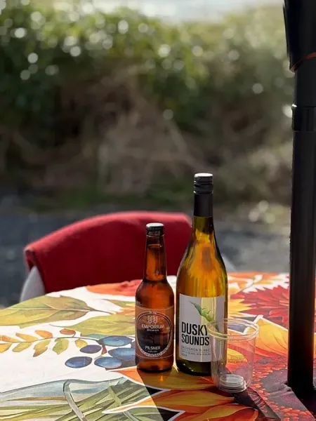 Charli’s Seaside Refreshments