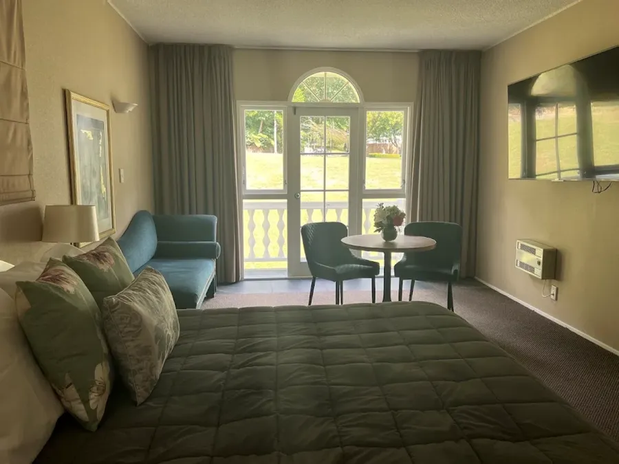 Wallaceville House Accommodation & Wedding Venue