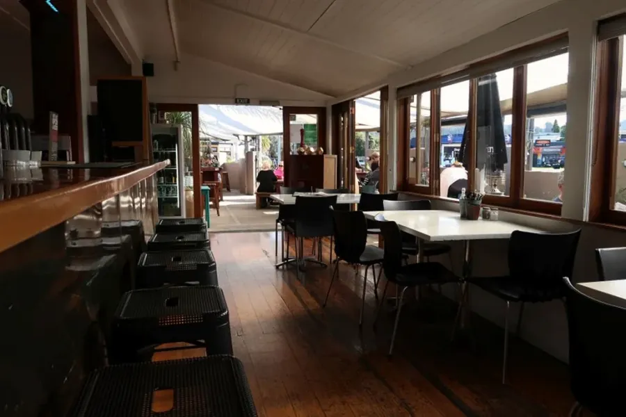 Manaia Kitchen & Bar