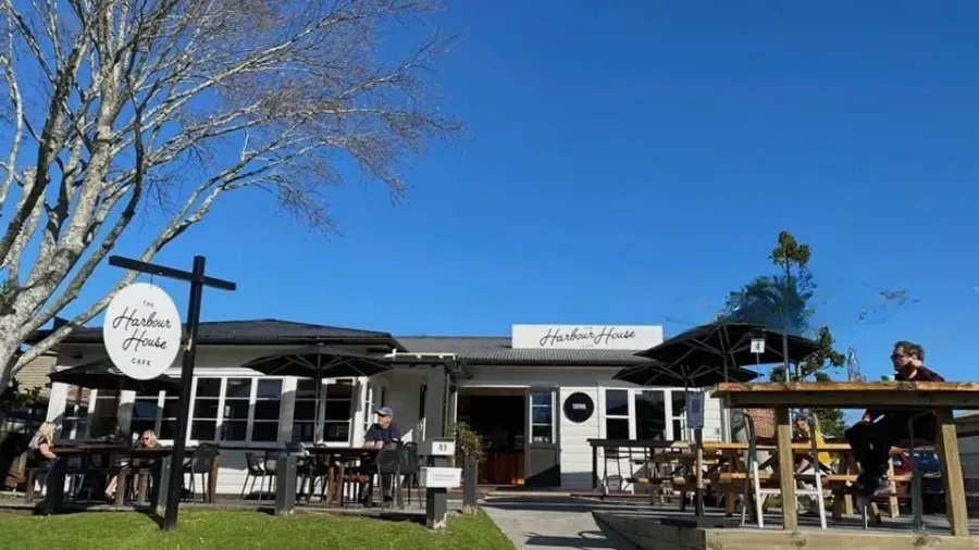 The Harbour House cafe