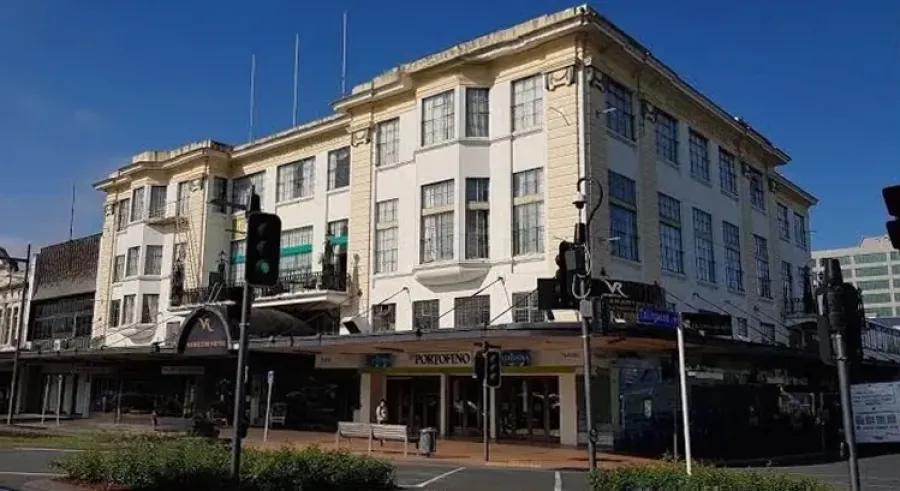 VR Hamilton Hotel