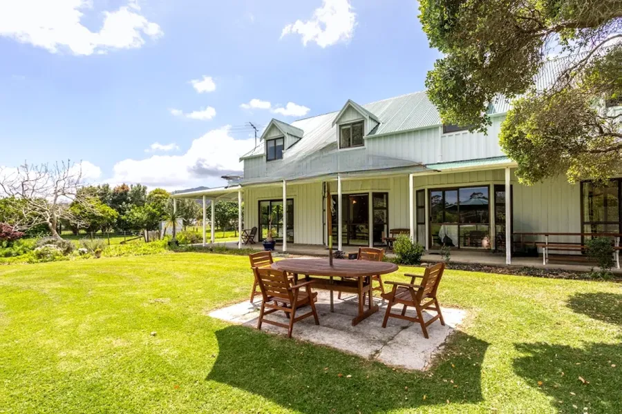 Jacaranda Lodge