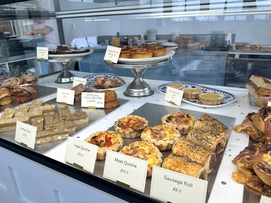 Rosina Eatery