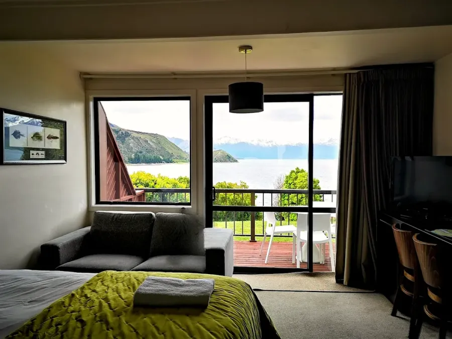 Hawea Hotel, Eatery & Bar