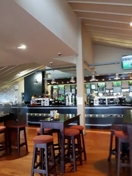 The Station Bar and Bistro