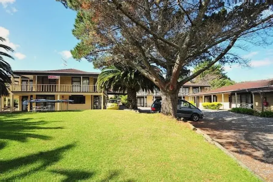 Half Moon Bay Motel (Auckland)