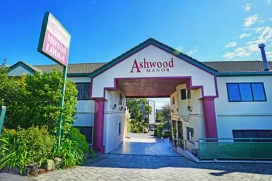 Ashwood Manor