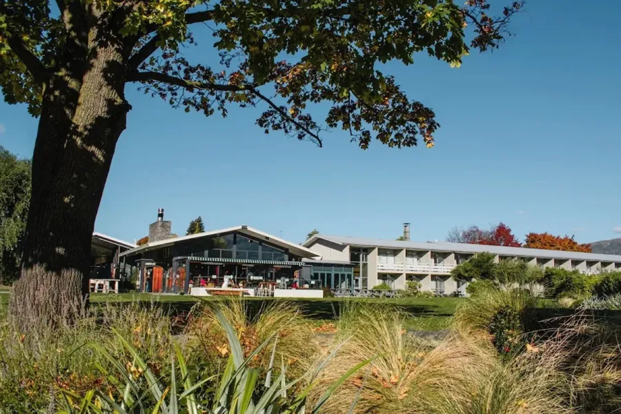 Wanaka Hotel
