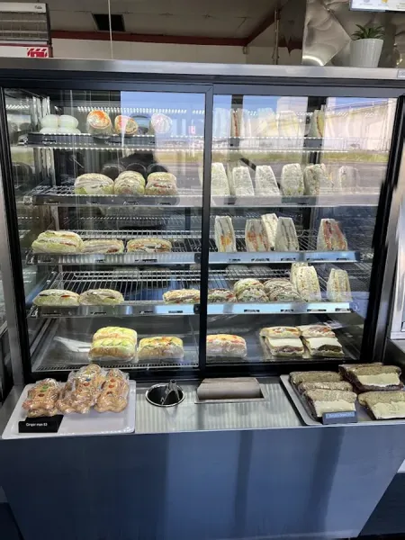 Top Taste Lunch Bar & Bakery