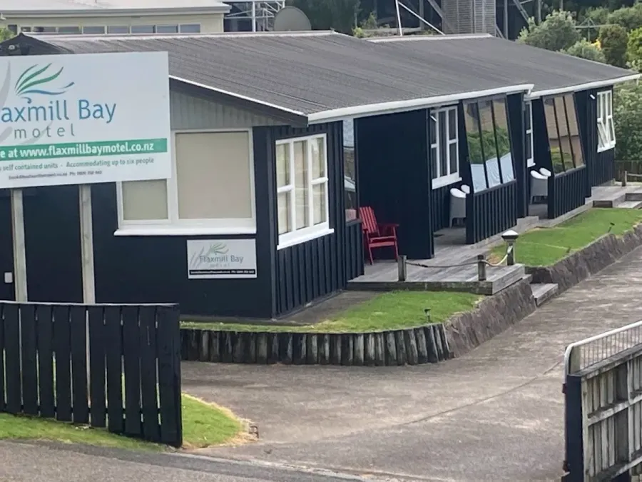 Flaxmill Bay Motel