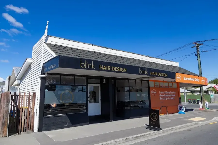 COLOURS hair studio