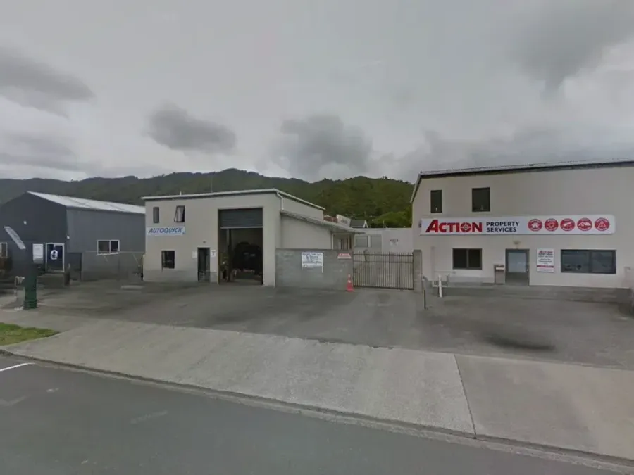 Roof cleaning Wellington guttering gutter cleaning Kapiti Coast