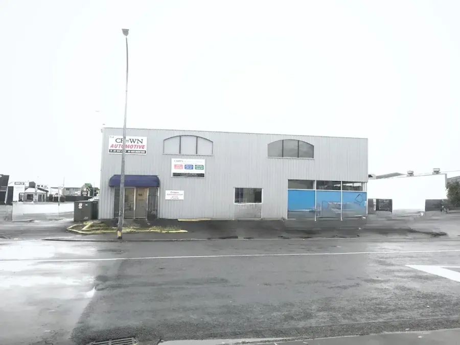Crown Automotive