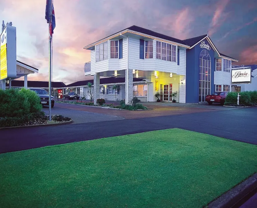 Barclay Motel