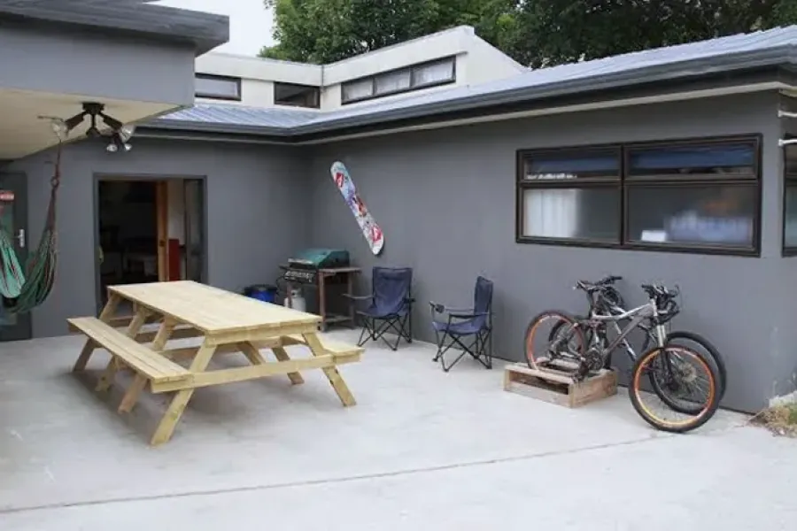 Wanaka Backpackers Bothy