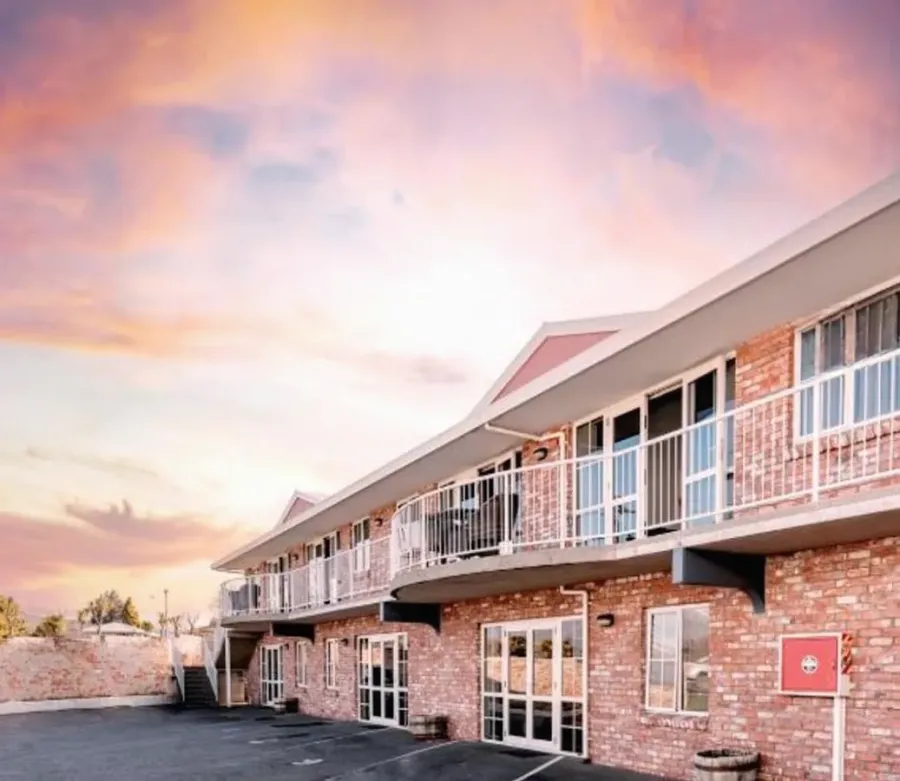 Alexandra Heights Motel