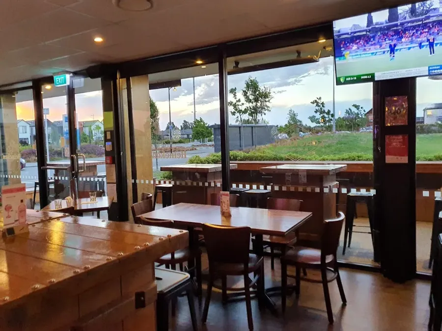 Pint and Pony Sports Bar and Bottle Shop