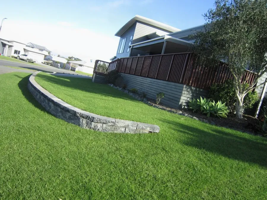 Razor Lawn & Property Maintenance Ltd