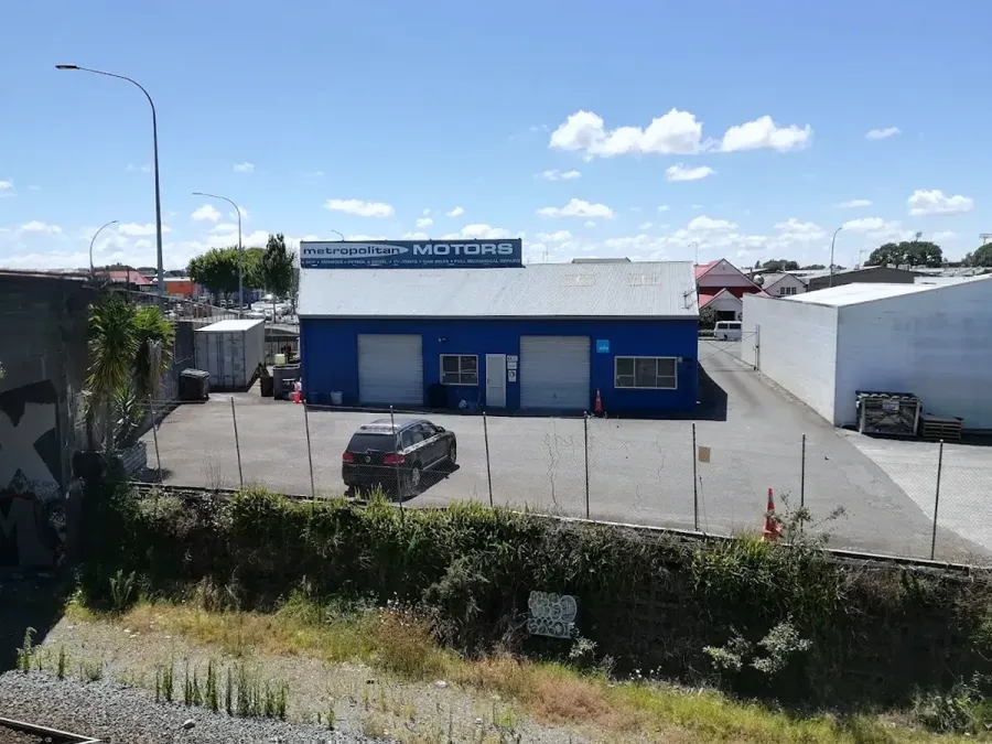 Metropolitan Motors