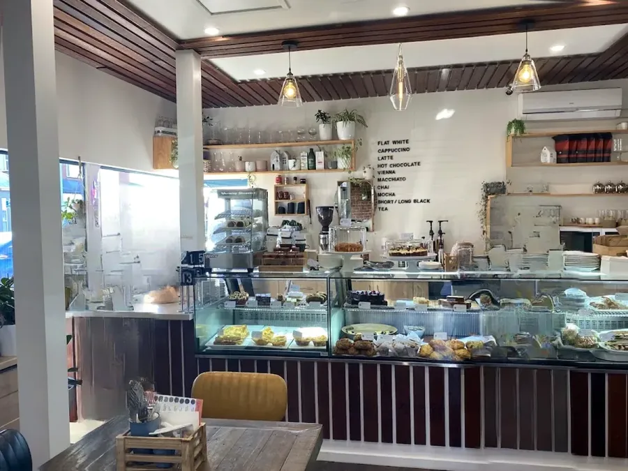 Hillside Road Eatery