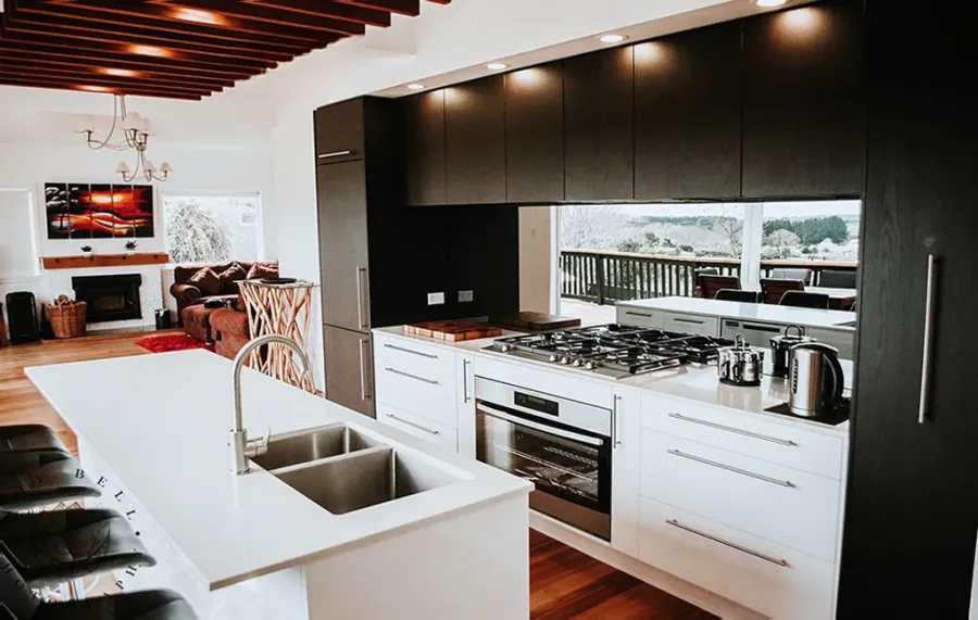 Weinbox Builders | Hamilton Builders and Renovation Specialists