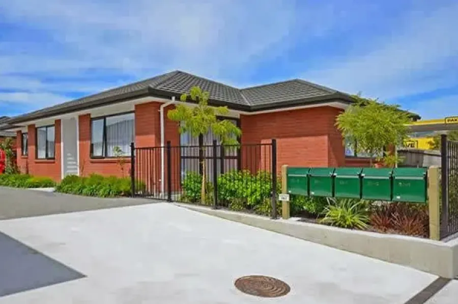 Hutt Construction 2013 Ltd