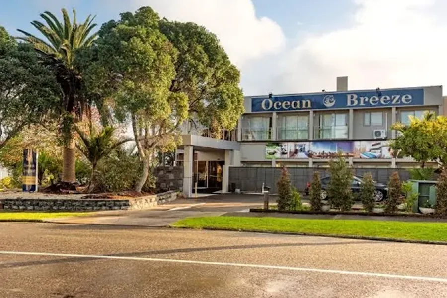 Ocean Breeze Hotel