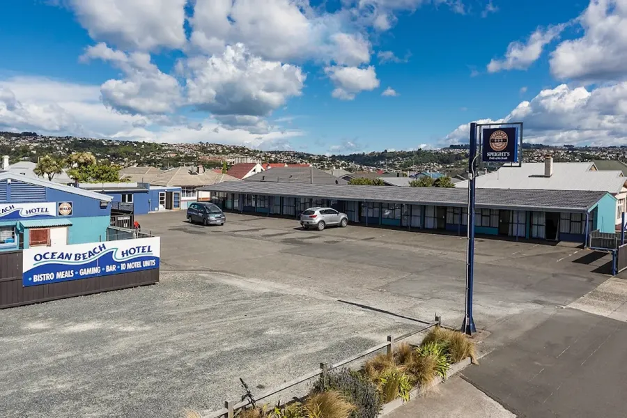 Ocean Beach Hotel