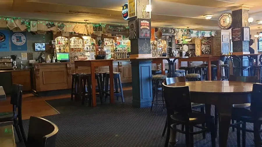 Bailies Bar