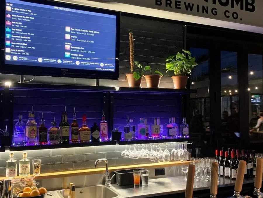 Two Thumb Brewing on Colombo