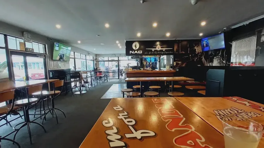 Schroeders Tavern