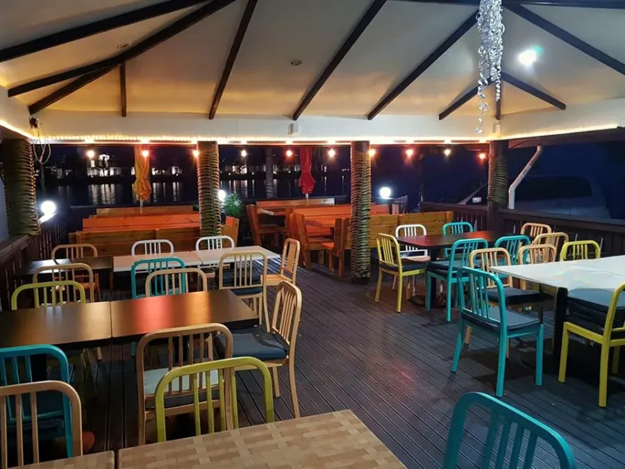 Taumeasina Hidden Gem Restaurant & Bar