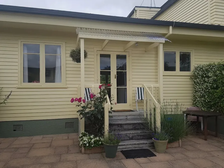 59 Chaucer Apartment