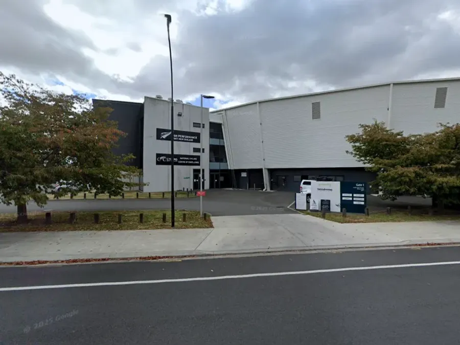 Life Fitness Zone Gym