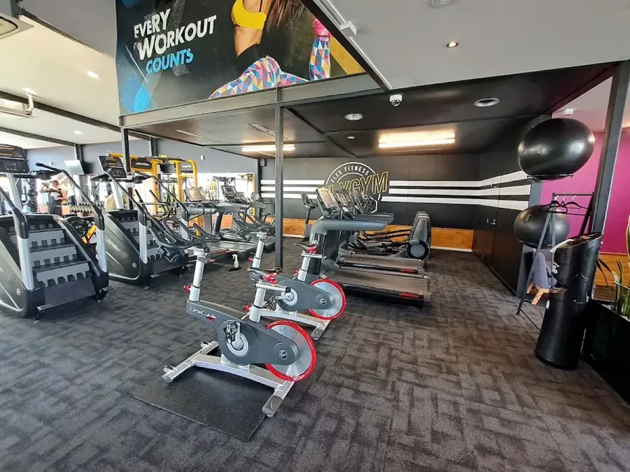 Flex Fitness Hamilton CBD - 24hr / 7day Gym