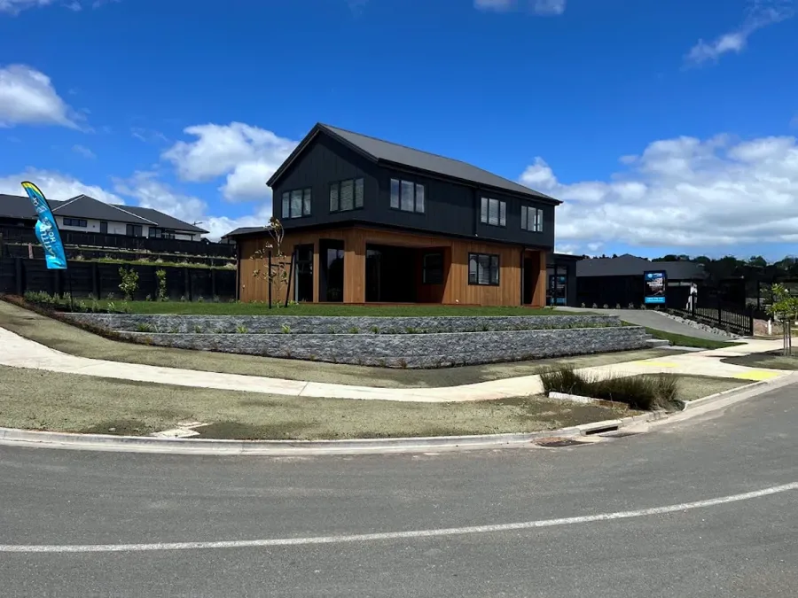 Latitude Homes - Hamilton Showhome