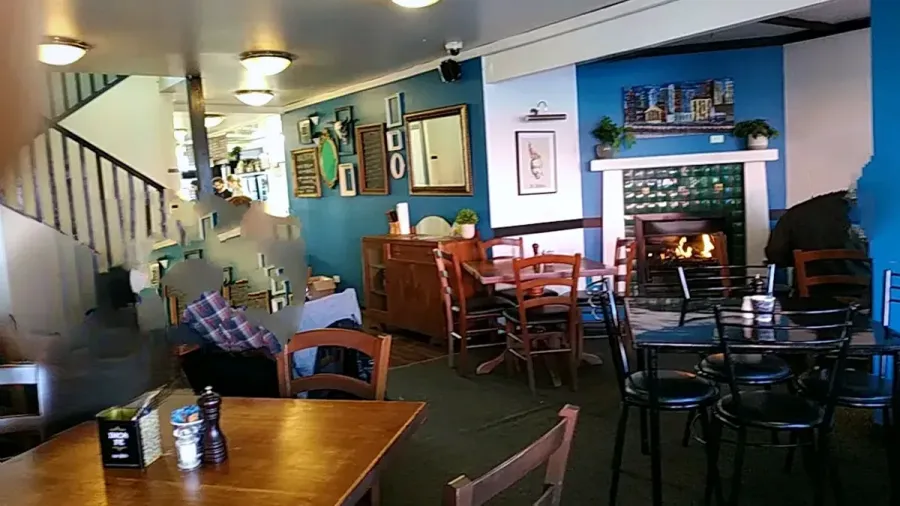 Eden Cafe & Restaurant