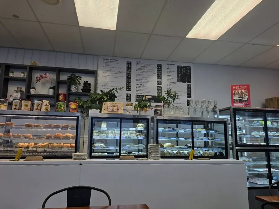 Sunrise Cafe & Bakery