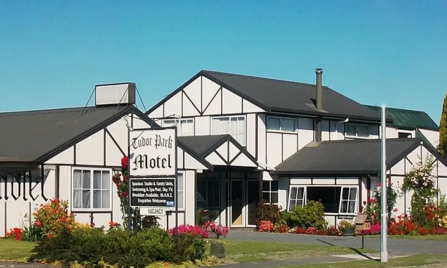Tudor Park Motel