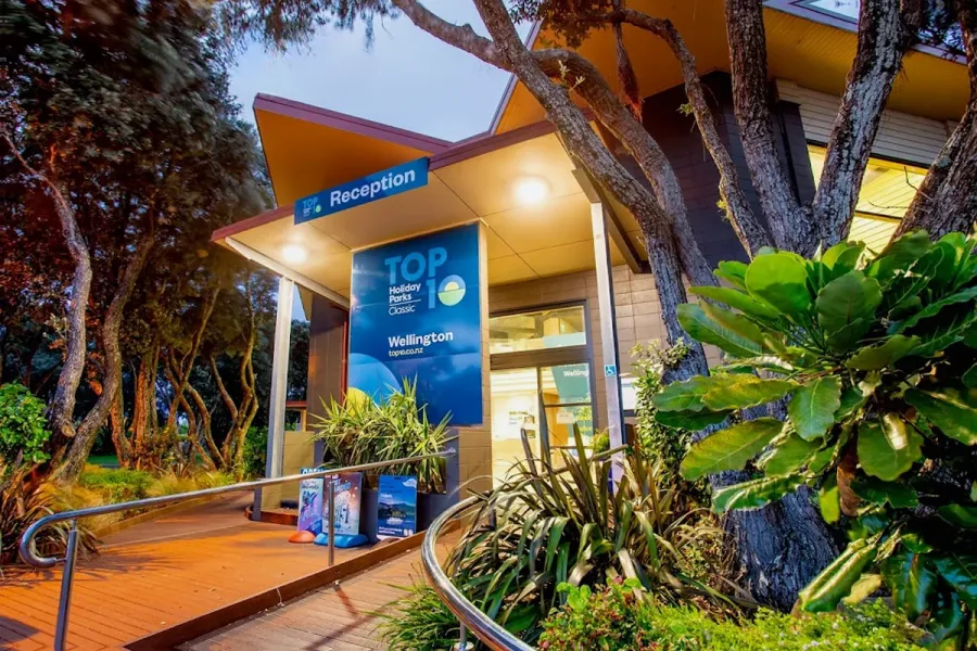 Wellington TOP 10 Holiday Park